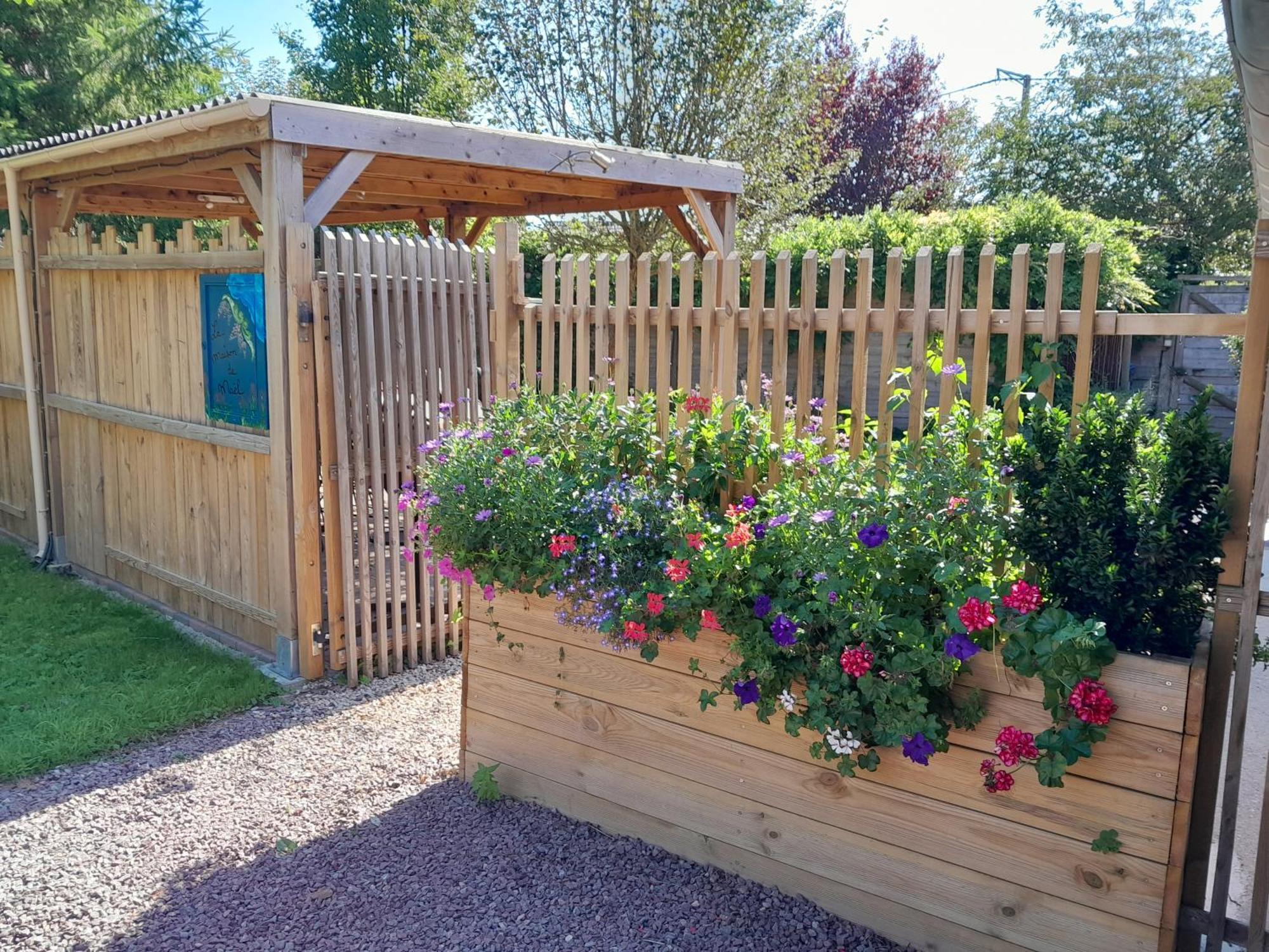 Le Paddock Du Val De Lys Hotel Blessy Buitenkant foto